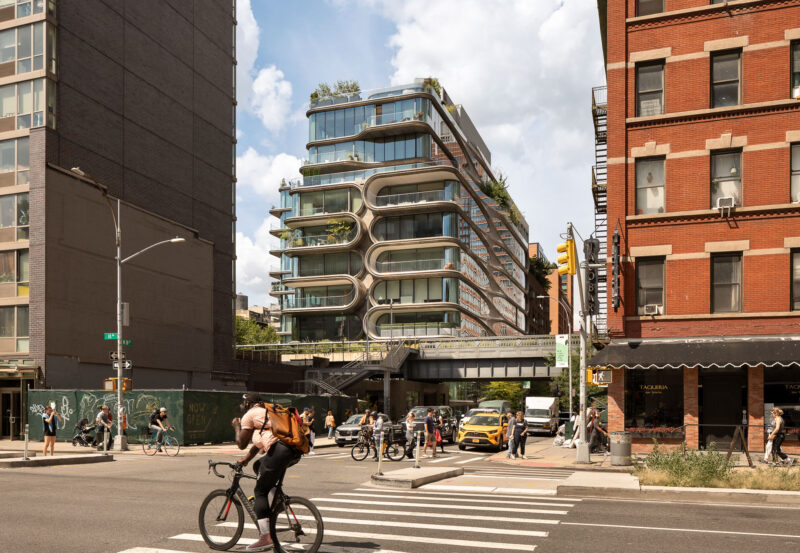 Exterior architecture of 520 West 28th, NYC by Zaha Hadid